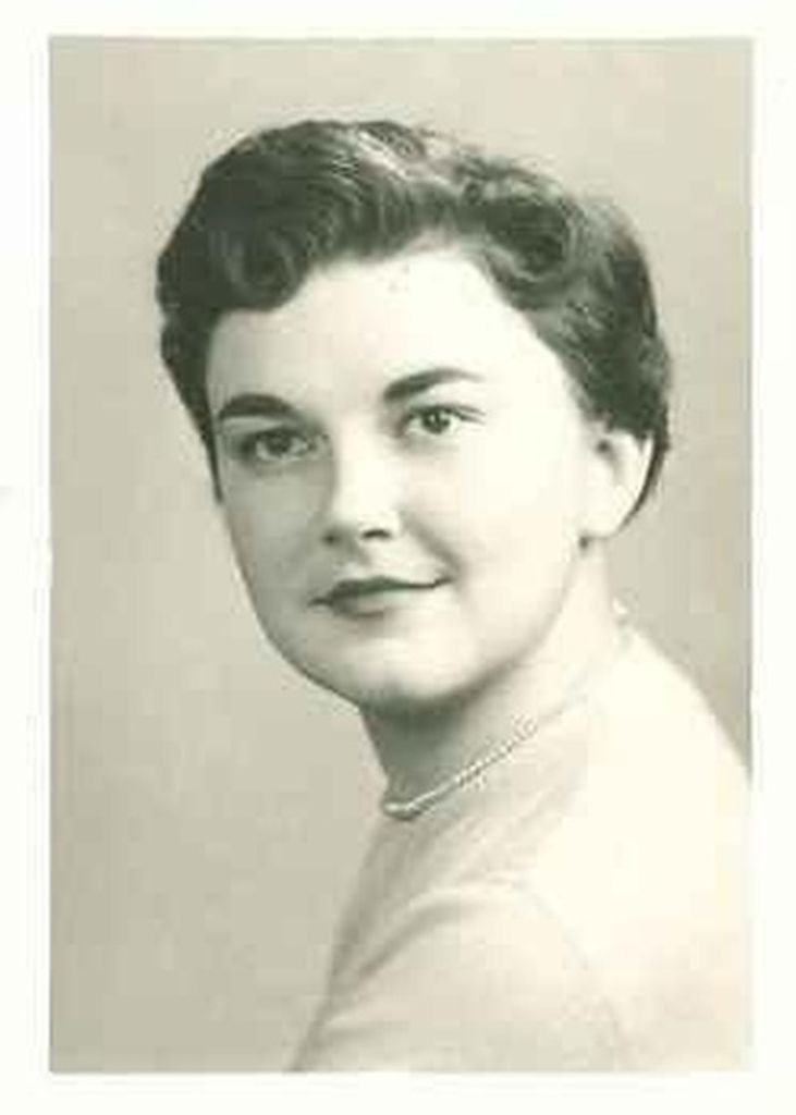 Diane Julia Crechiolo