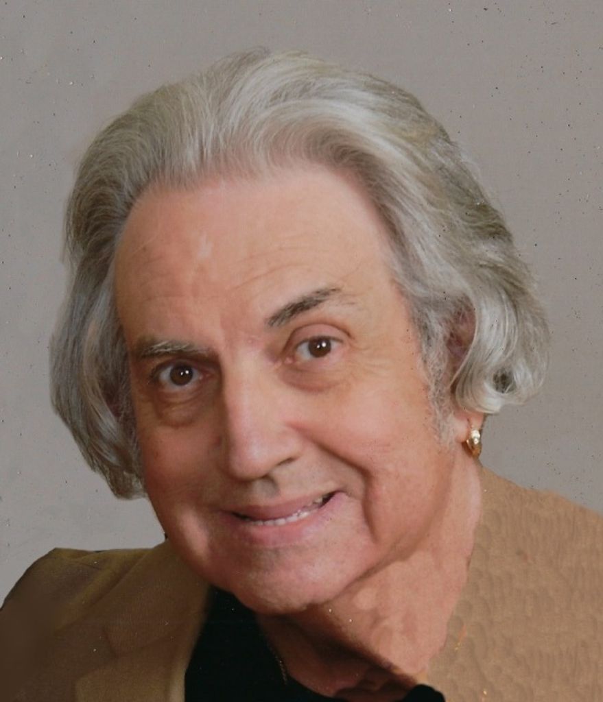 William Tucker