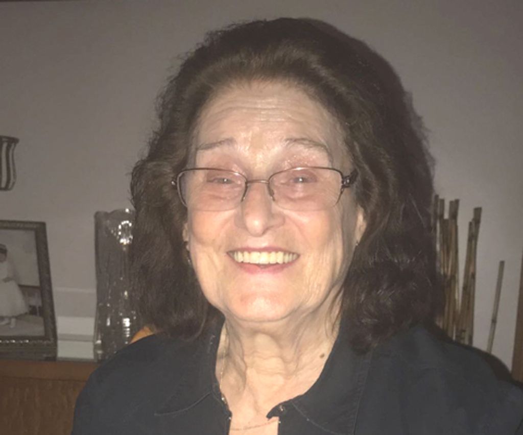 Ema M. Lopes Profile Photo