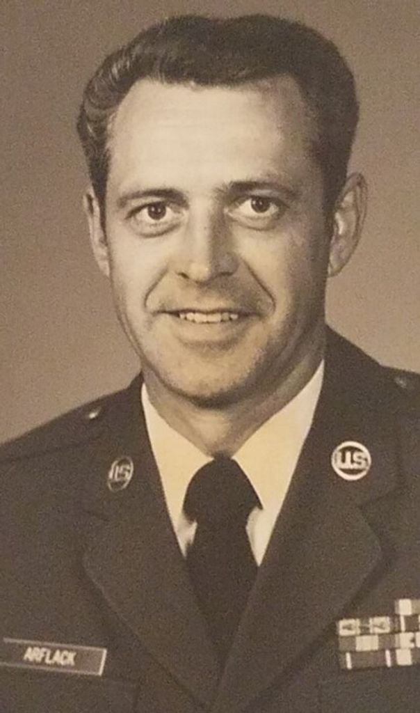 Smsgt William Arflack, Usaf Ret