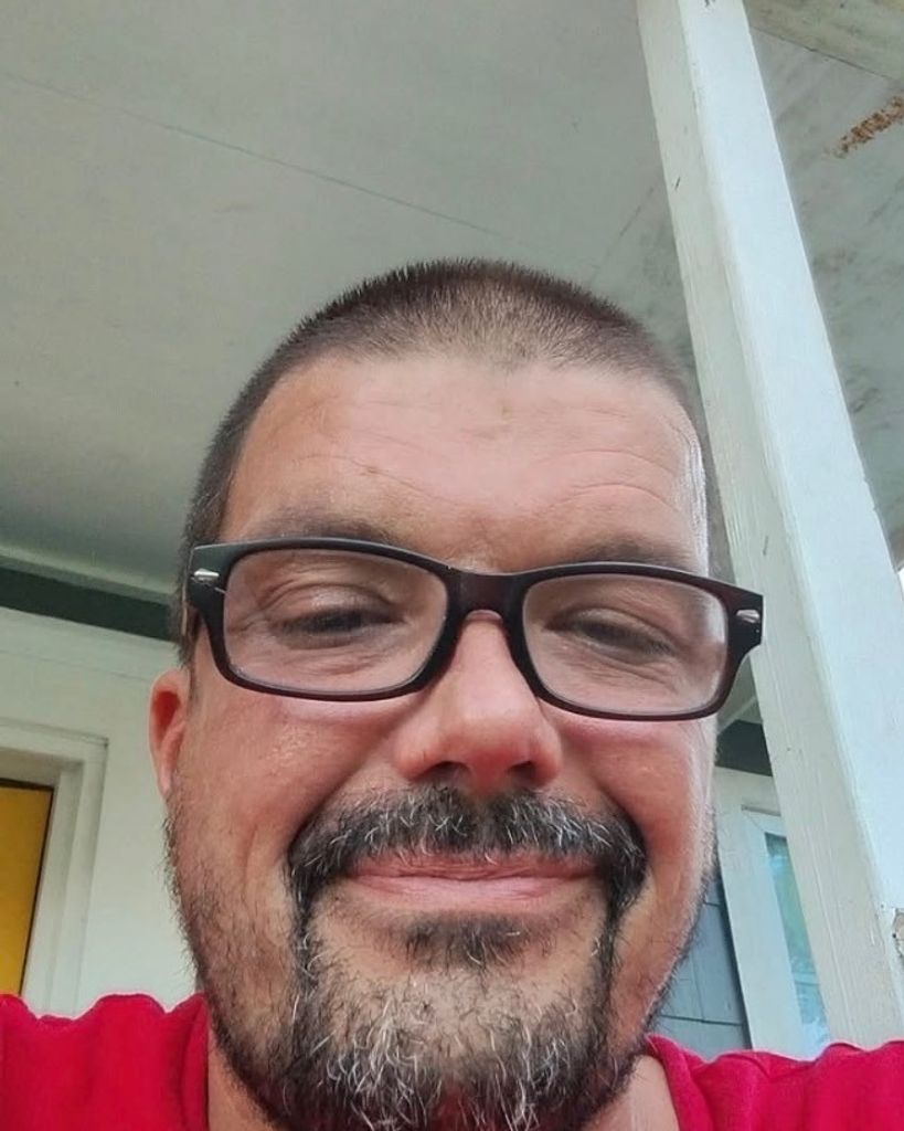 Sean Davis Profile Photo