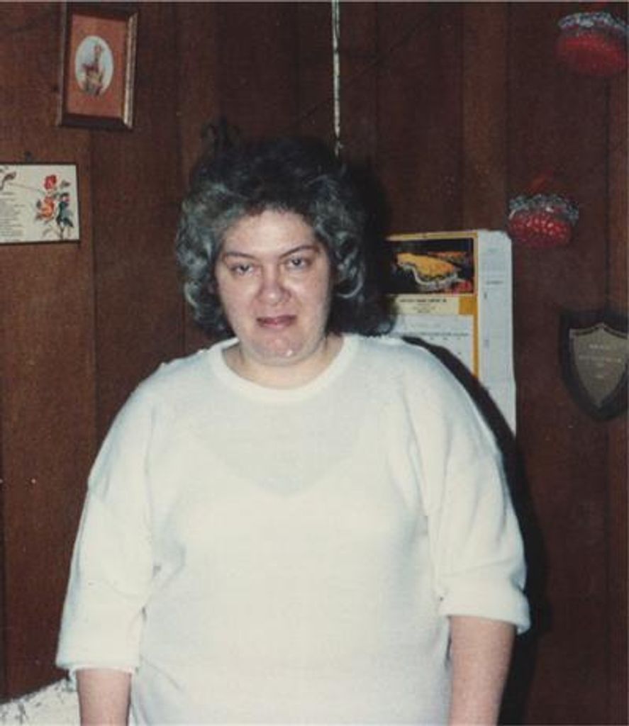 Mary Ann Akers Profile Photo
