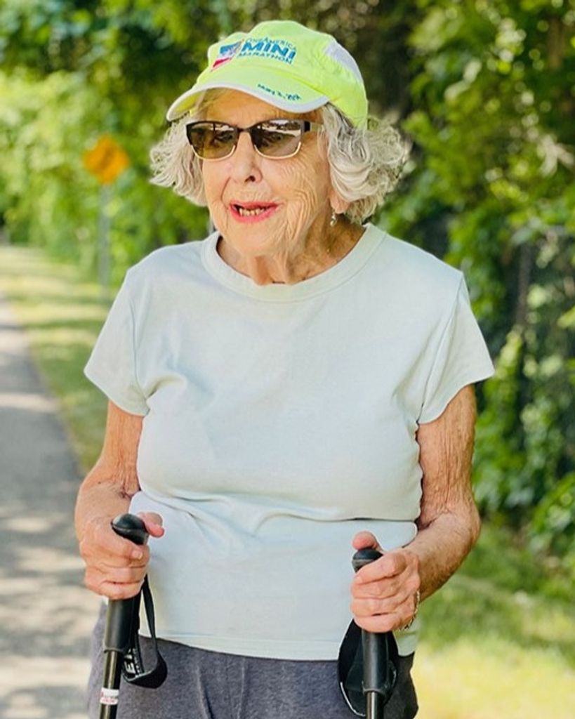 E. Joanne Applegate