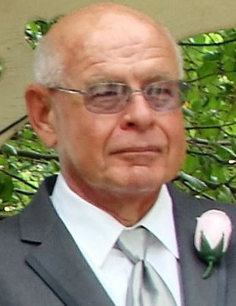 Robert Eugene "Gene" Burke Profile Photo