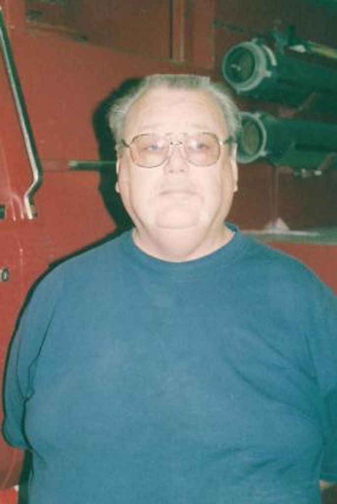 Mr.    Larry Douthitt