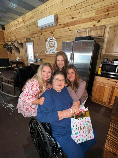 Joan Griffin Lanier photo gallery thumbnail 17 of 175