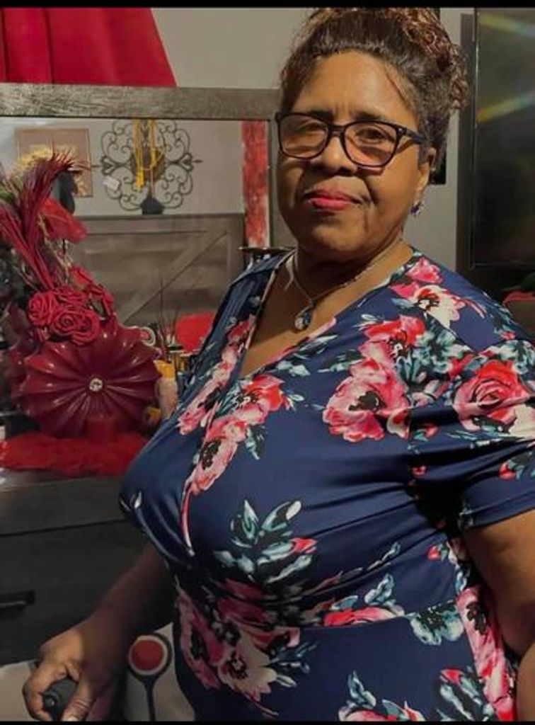 Gloria Ann Davis-Chavez Profile Photo