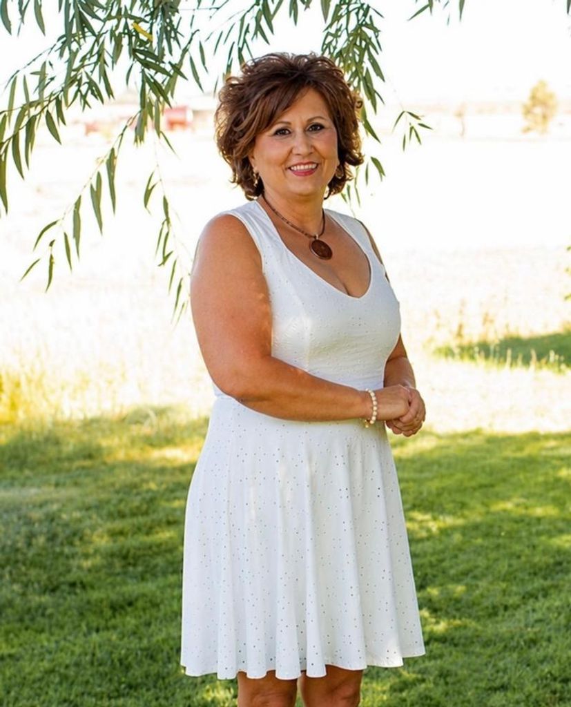 Sherree Bustos