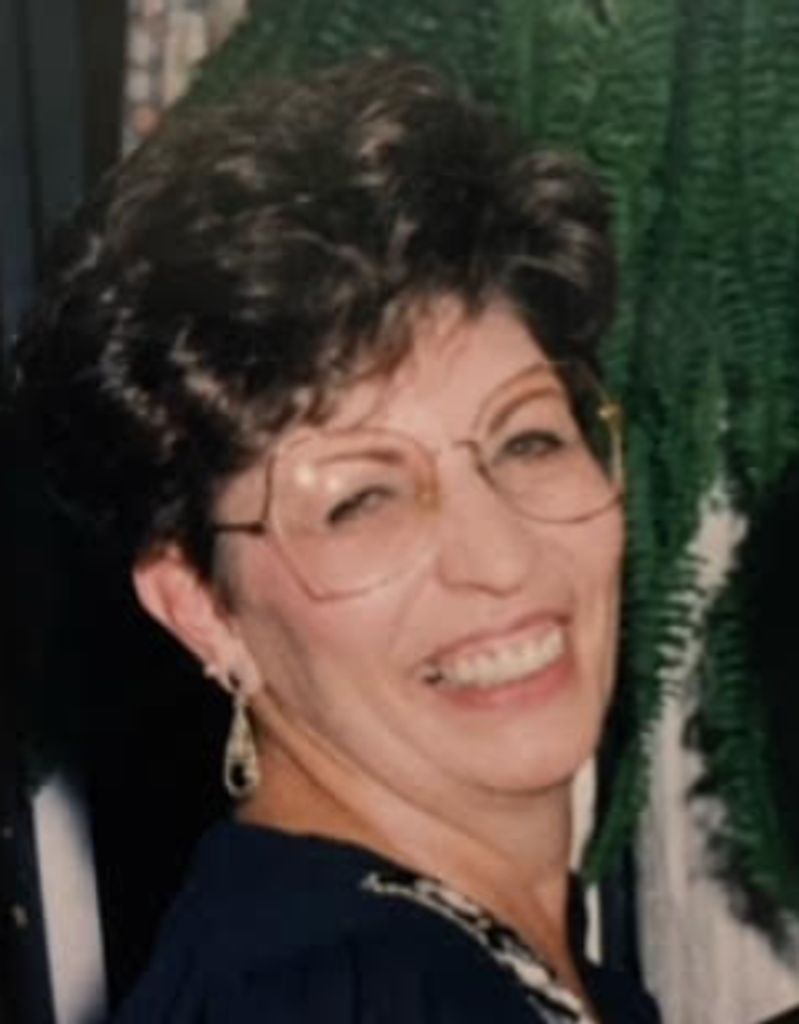 Dolores Giallanzo