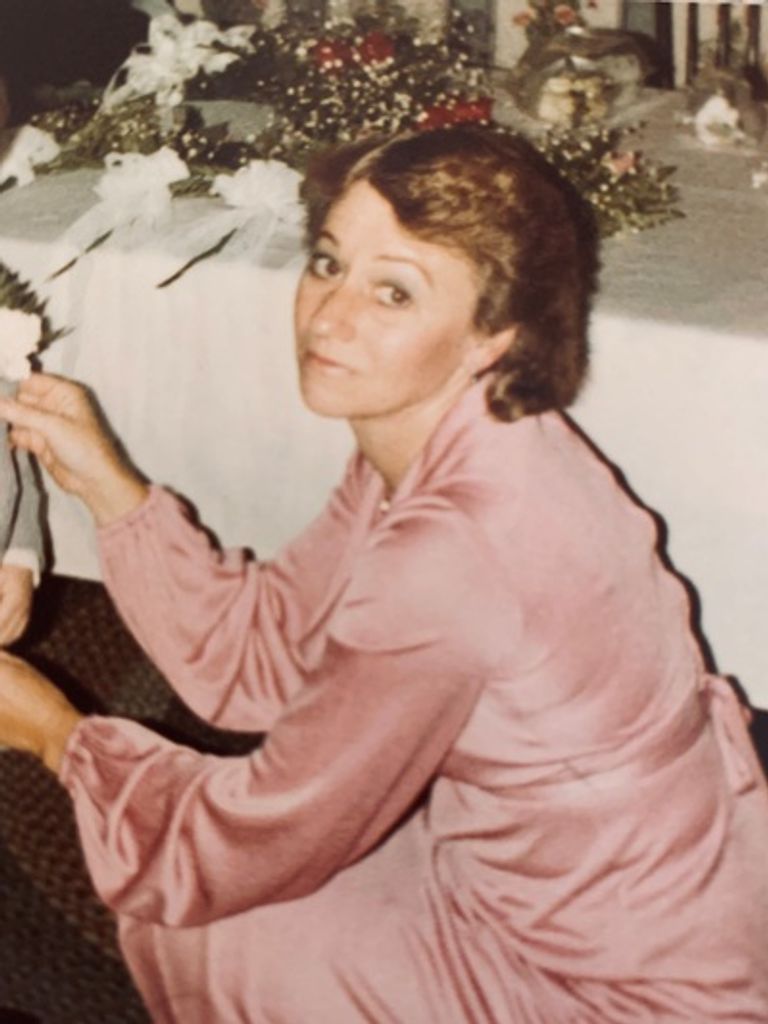 Noreen "Nini" Waycott Profile Photo