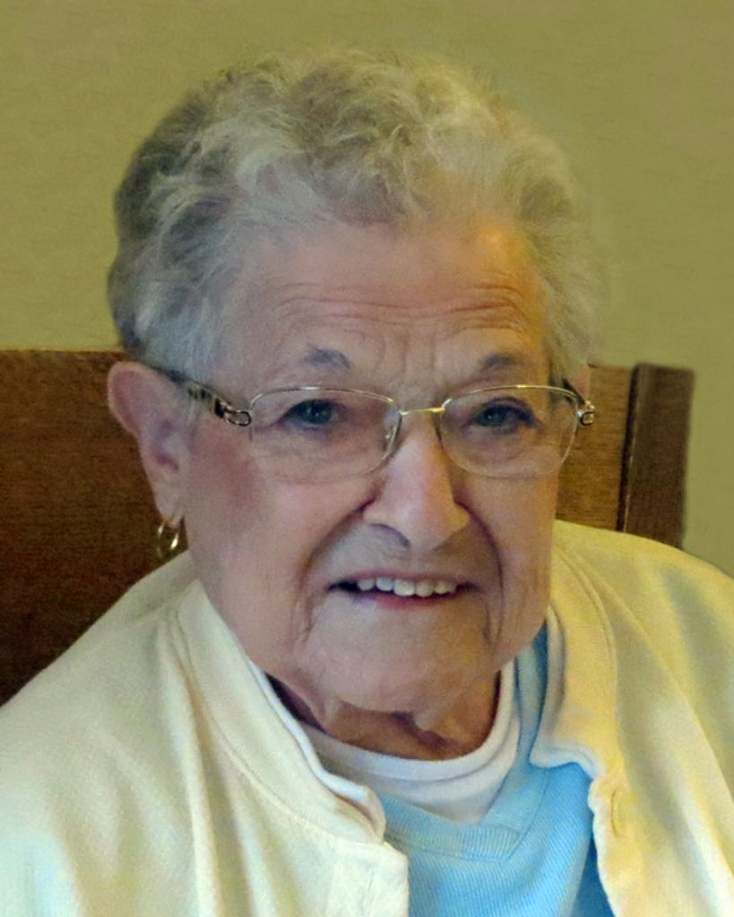 Carolyn S. (Saunders)  Yackee