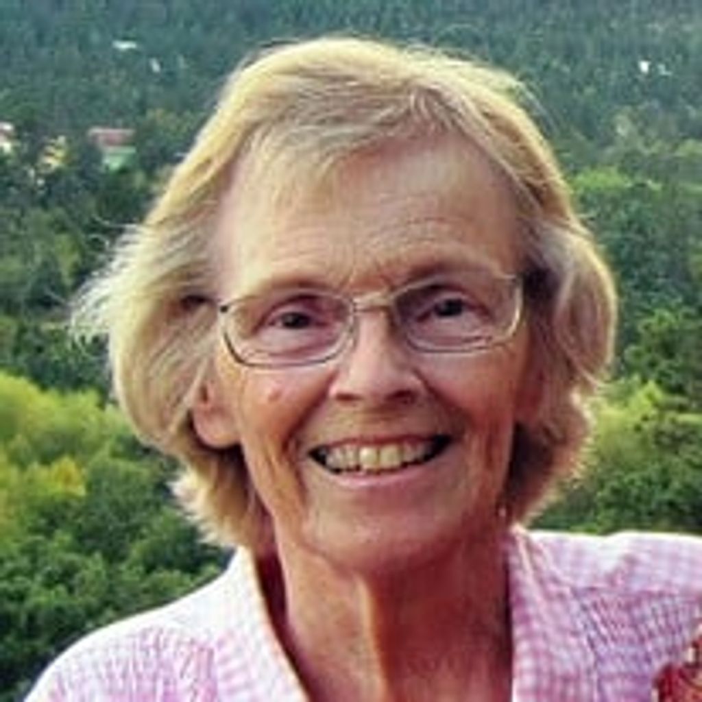 Joyce Mills Thomas