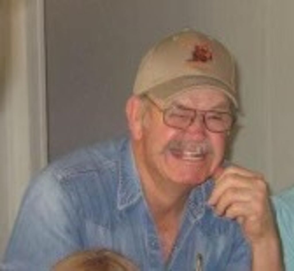 Walton Lumley Profile Photo