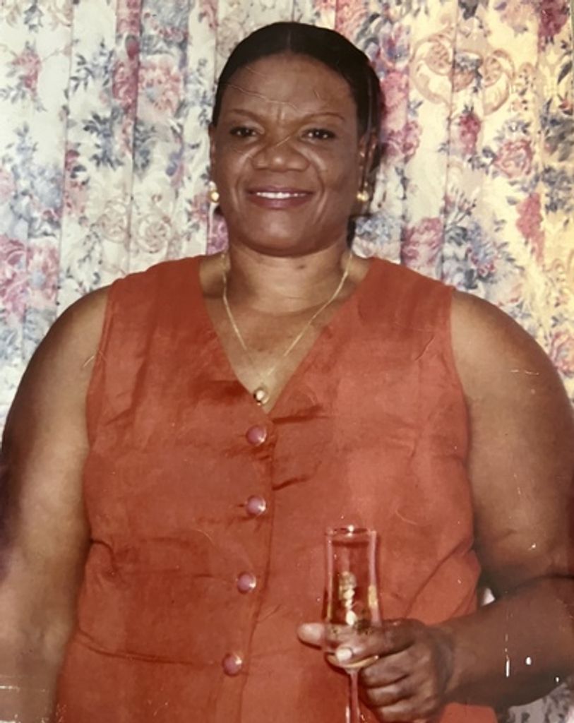 Rosa Cazeau Profile Photo