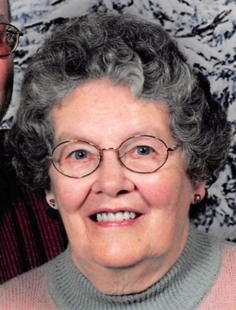 Helen B. Edwards Profile Photo