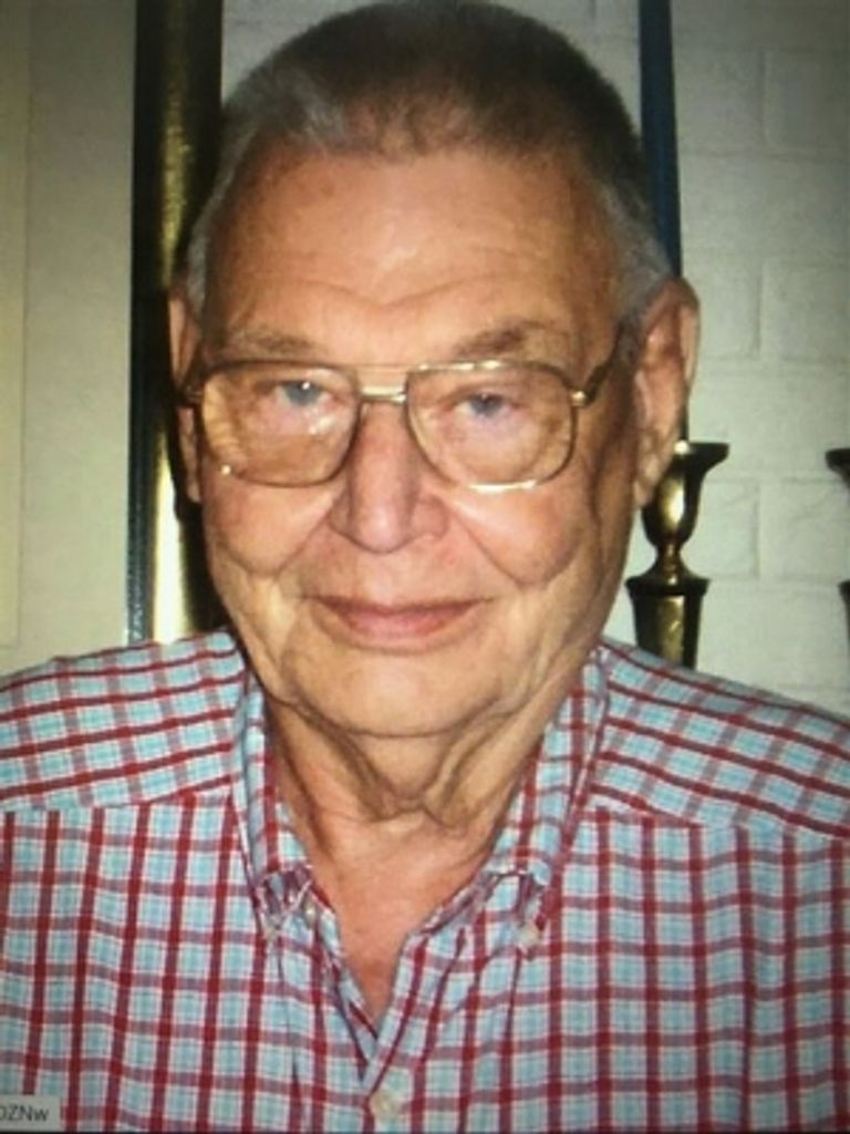 Bruce Bradley