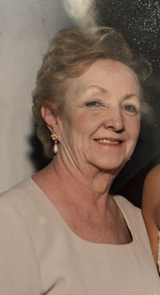 Beverly Lou Savage Profile Photo