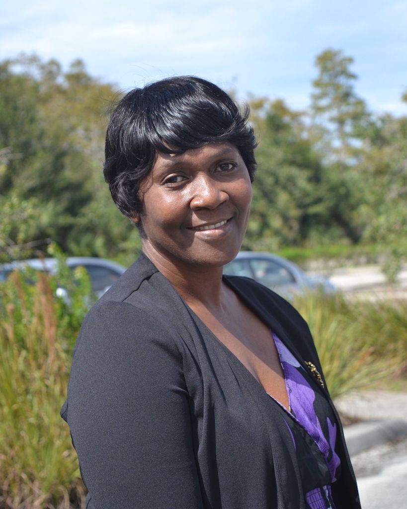 Rosalee Buck Profile Photo
