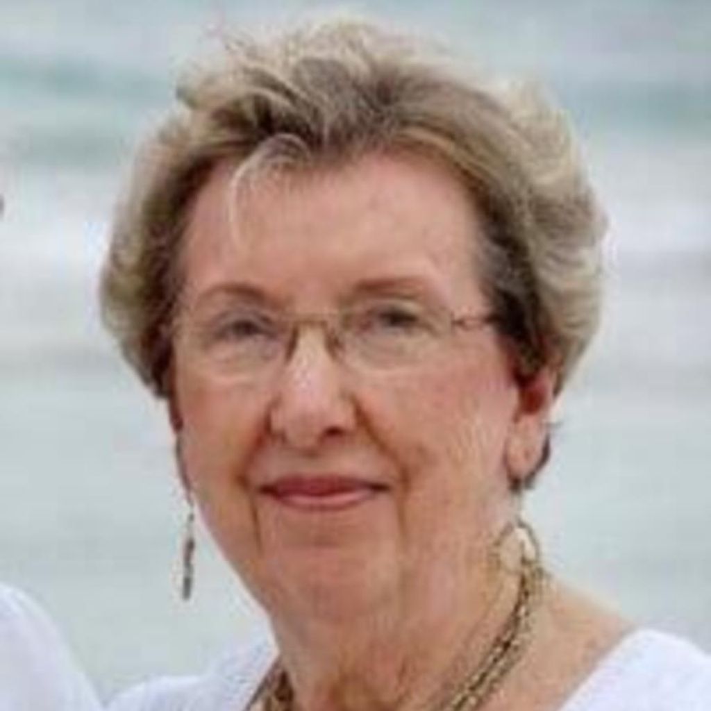 Carolyn Roberts Thomas