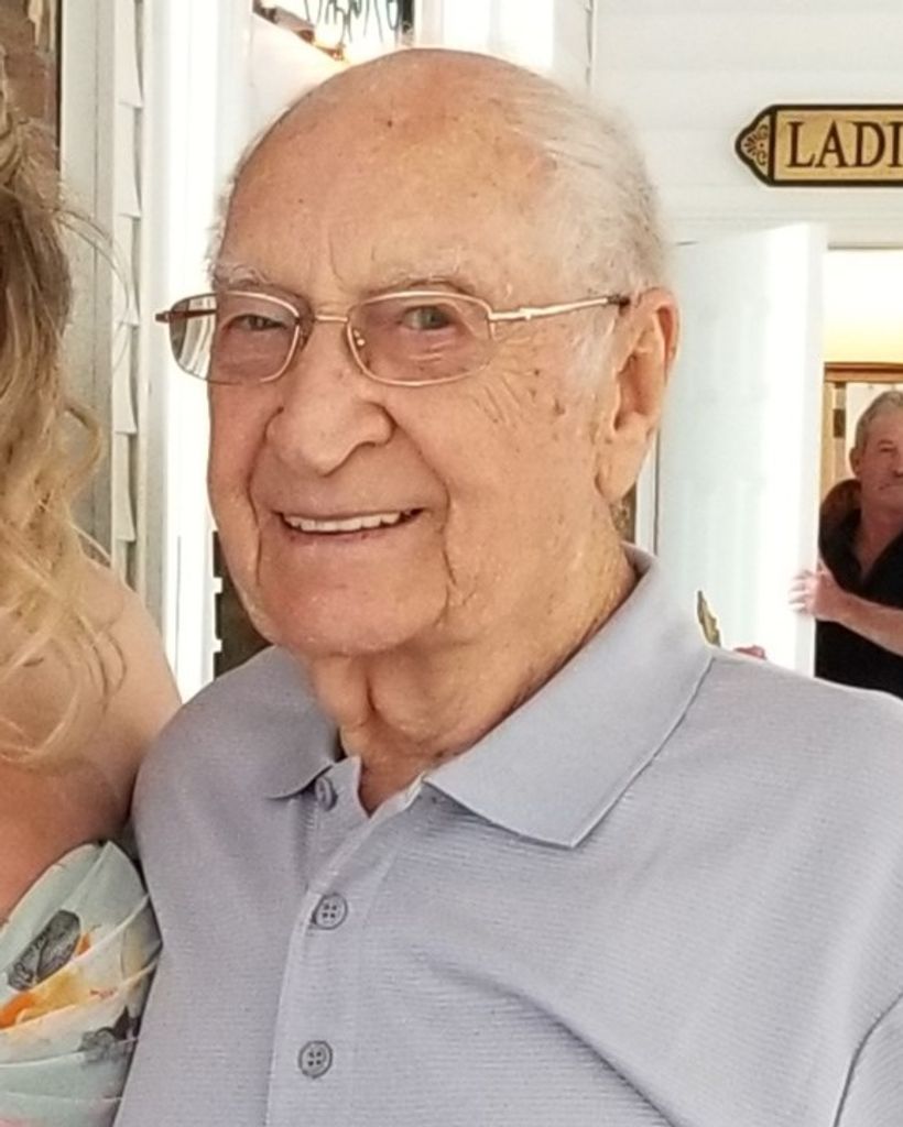 Raymond Alton McCombs Profile Photo