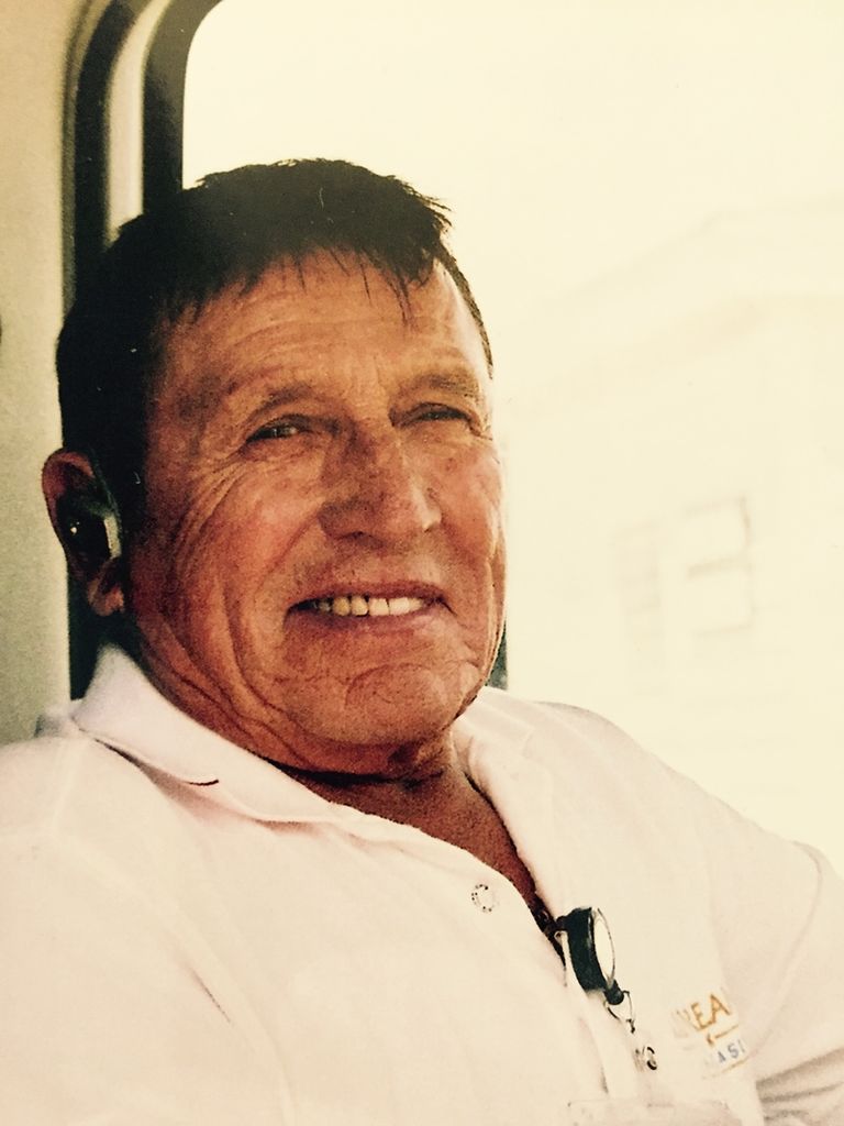 Luis Hermosilla Profile Photo