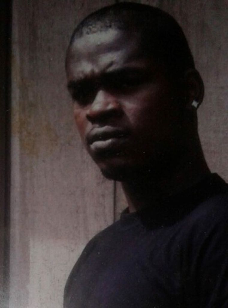 De'Untray Royae White Profile Photo
