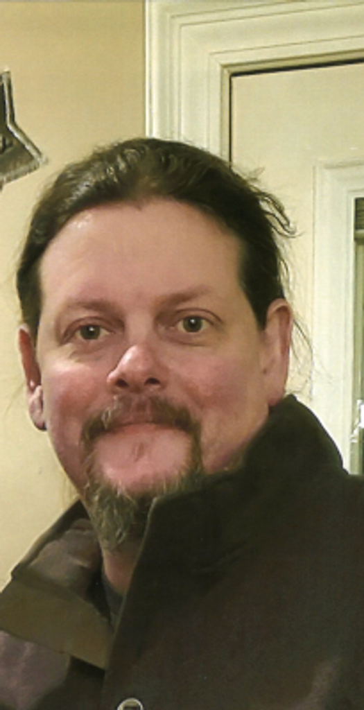 Stephen Thomas