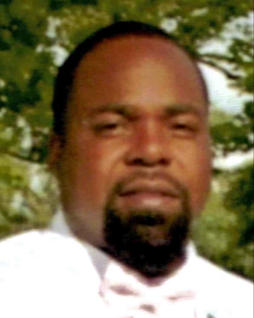 Wambi B Davis Sr