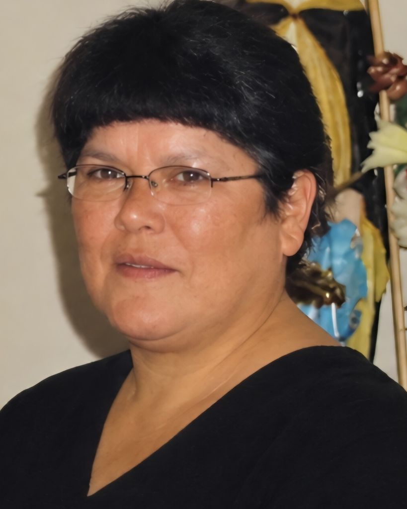 Linda Tenass