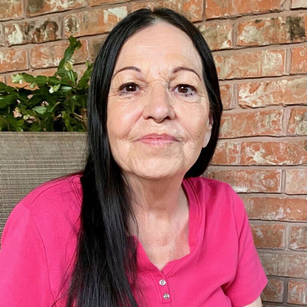 Pierce Farmer, Susan Y. Profile Photo