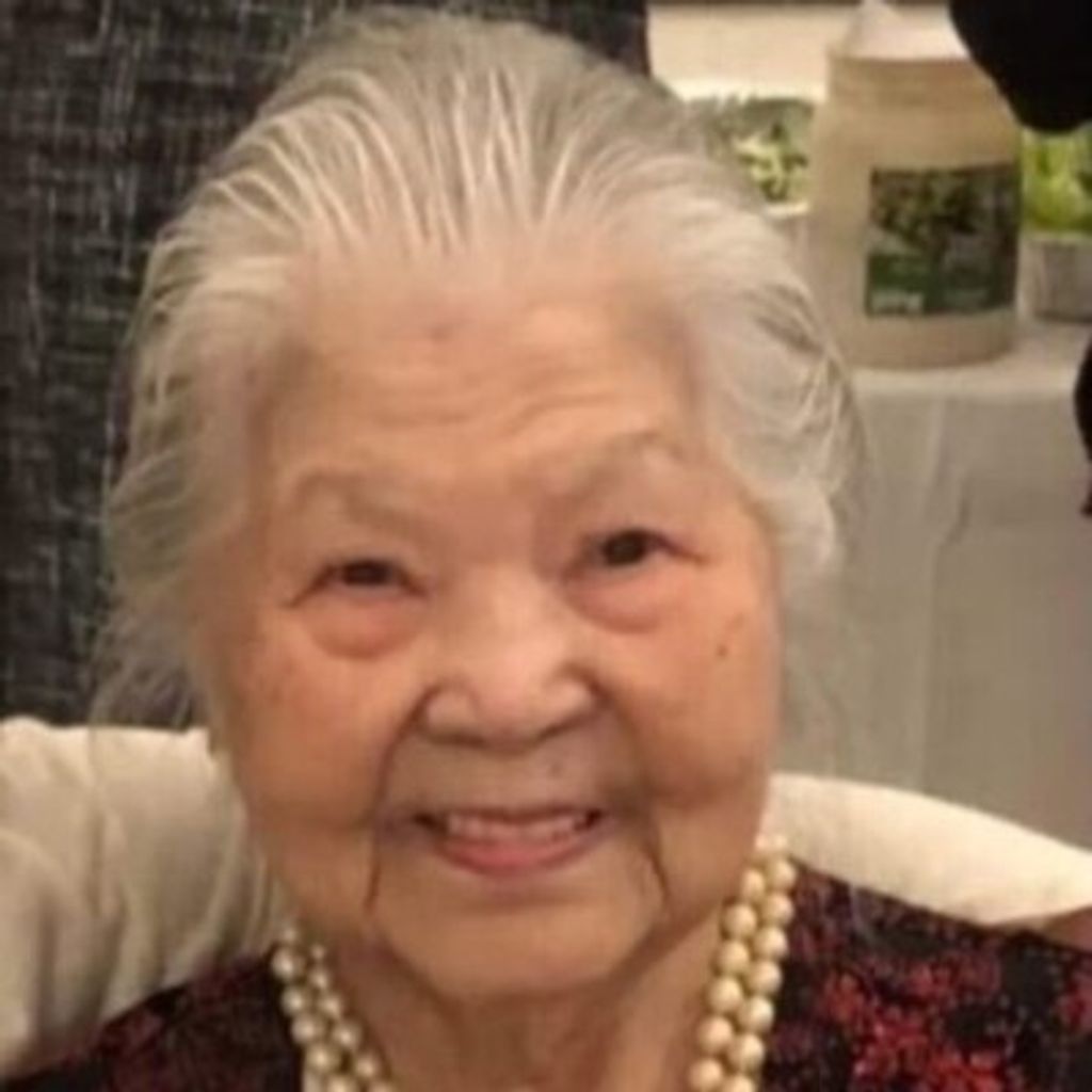 Esther Pagsuberon Cruz