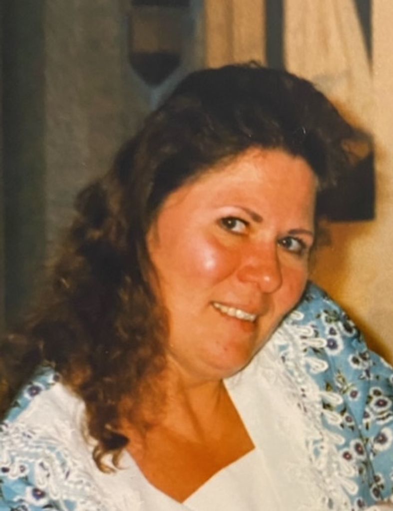 Kim Nadeau Profile Photo