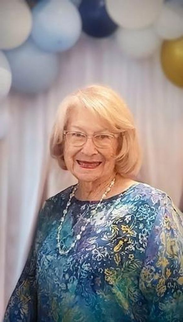 Lavania Poznoff Profile Photo