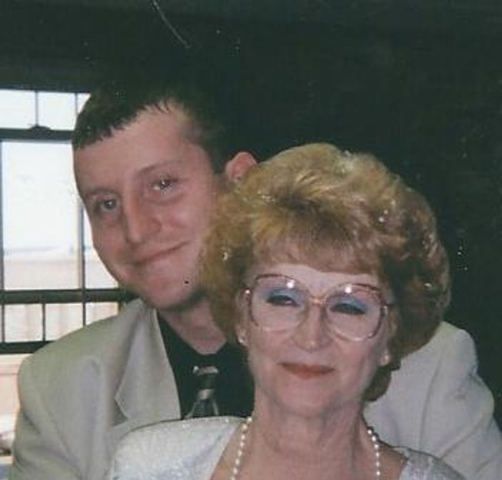 Aaron Brozovic Profile Photo