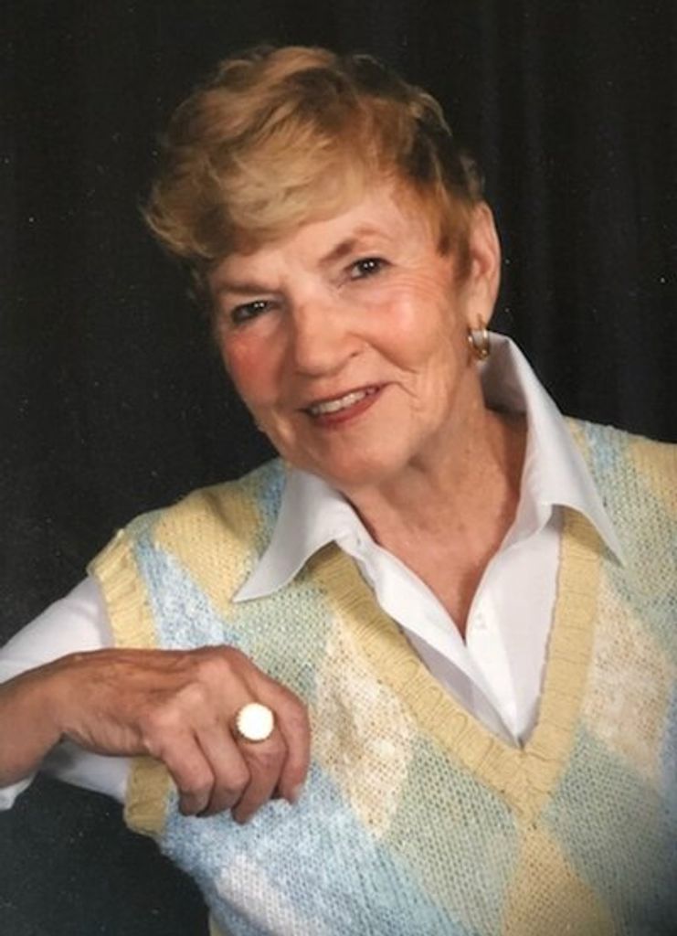 Elaine Calvert Profile Photo
