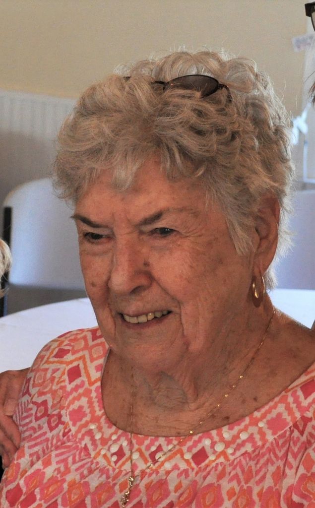 Helen Parmenter Profile Photo
