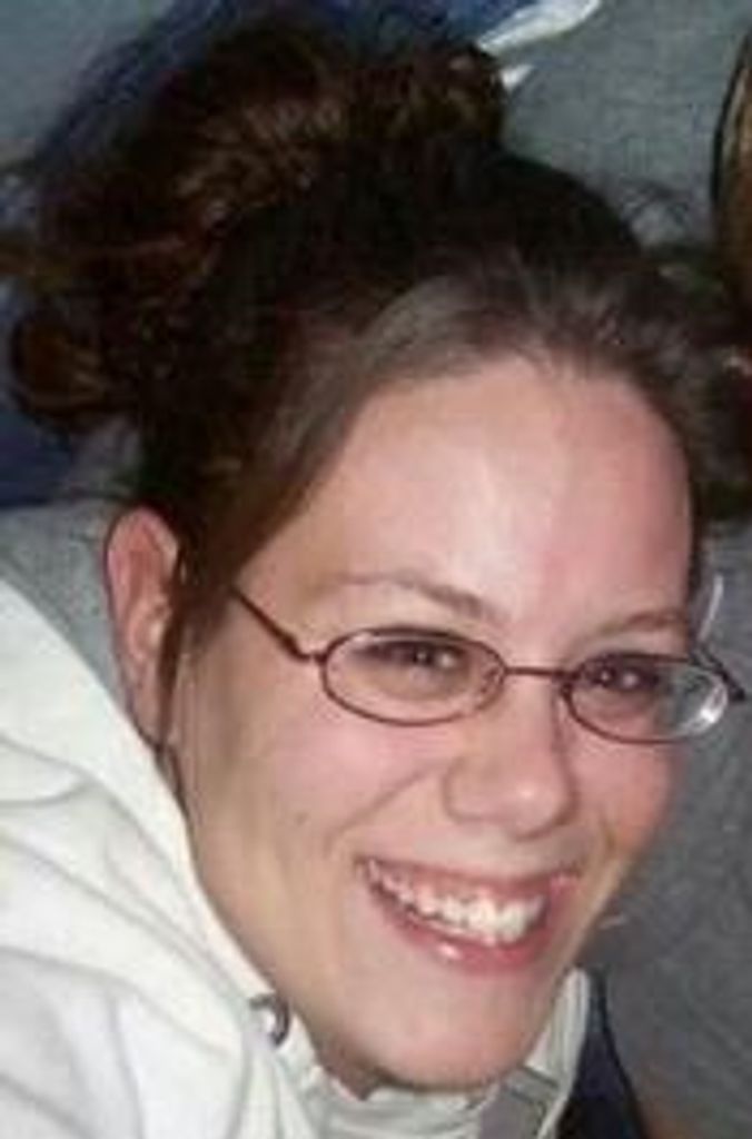 Ashley Elizabeth Houghton Profile Photo