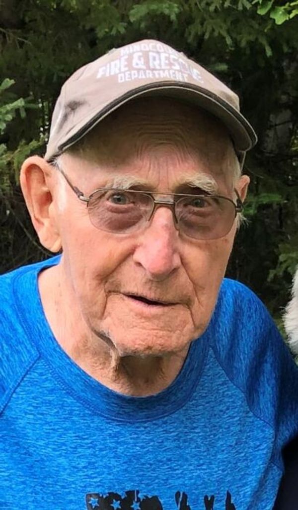 Norbert "Norb" C. Henrichs Profile Photo