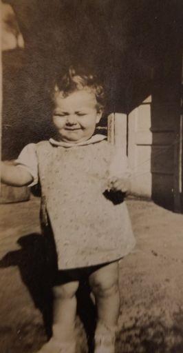 Evelyn Earlene (Smith)  Van Wey photo gallery thumbnail 3 of 28
