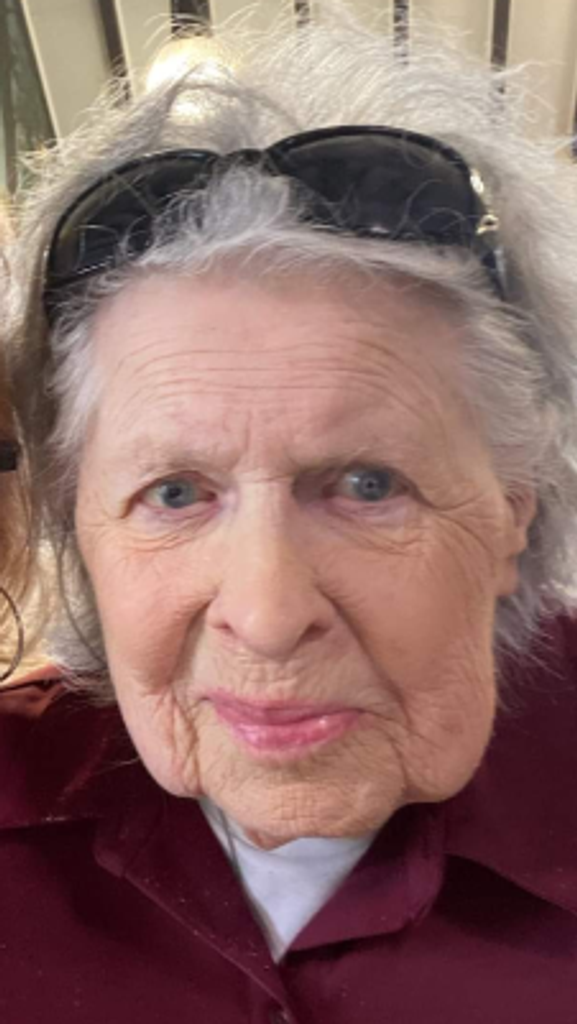 Gloria J. Barnes, Nee Lewis) Courtney