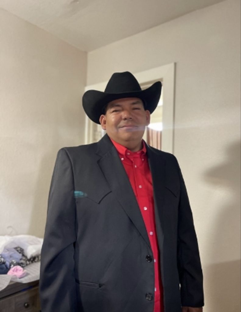 Hector  Gonzalez
