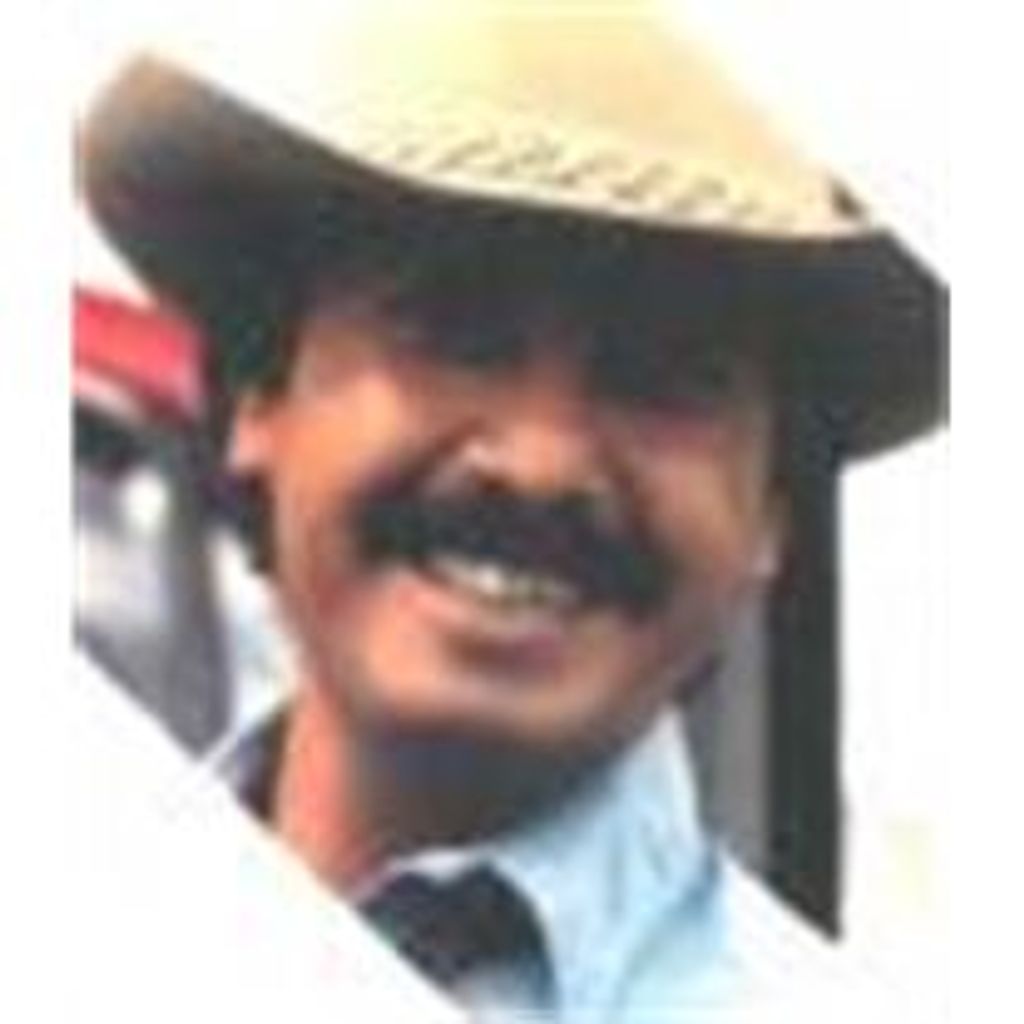 J. Michael - Age 67 - Cuarteles - Lopez