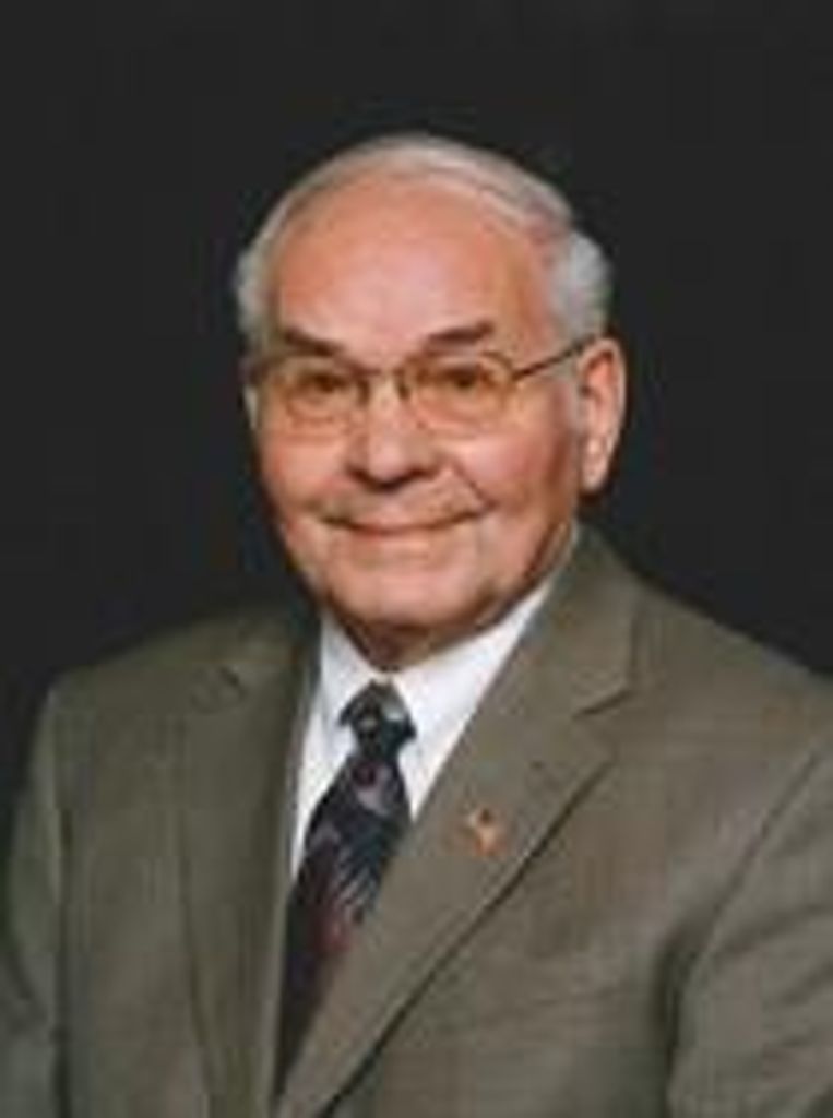 Donald Erwin Hunstad Profile Photo