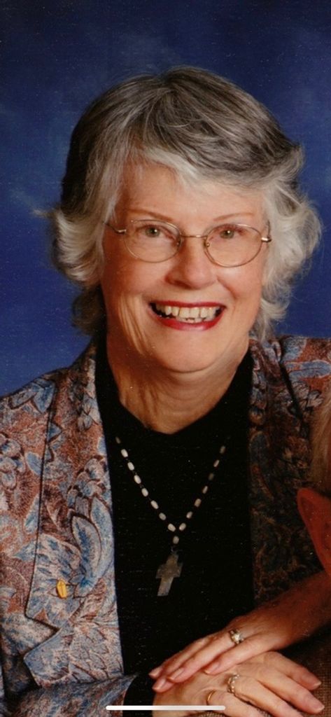 M'Lou Stout Profile Photo