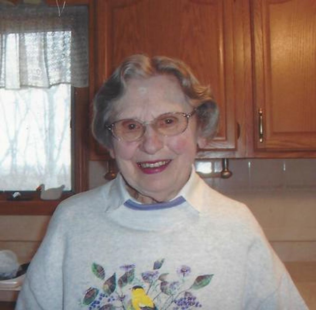 Pearl J. Tokarz Profile Photo