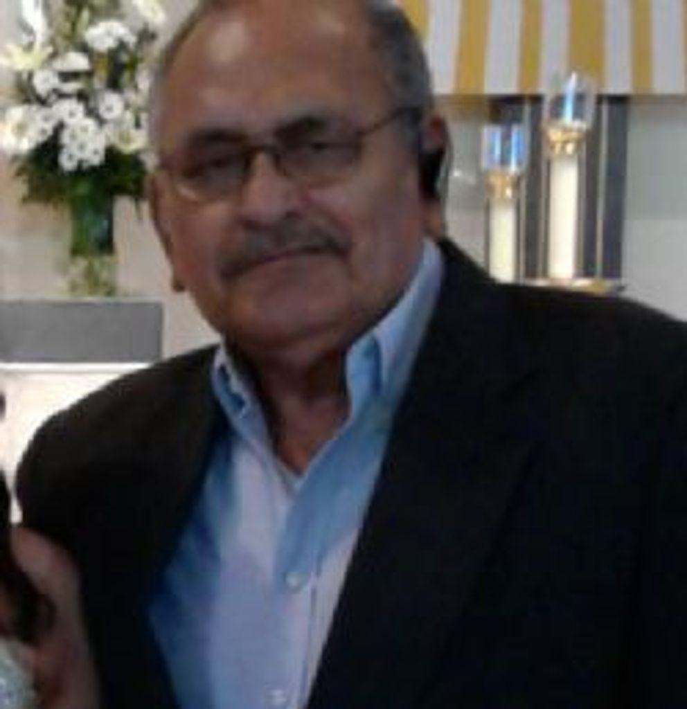 Jose Santoy Profile Photo