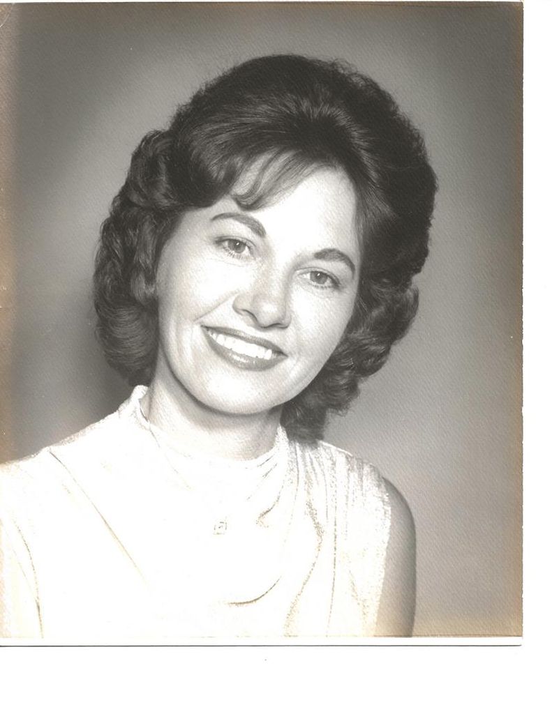 Betty Lujan Toppino Profile Photo