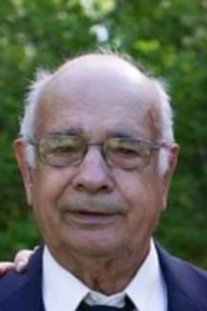 Jose  Carreiro
