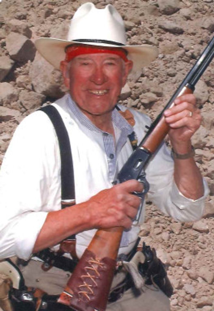 David (Dave) Walker Bivens