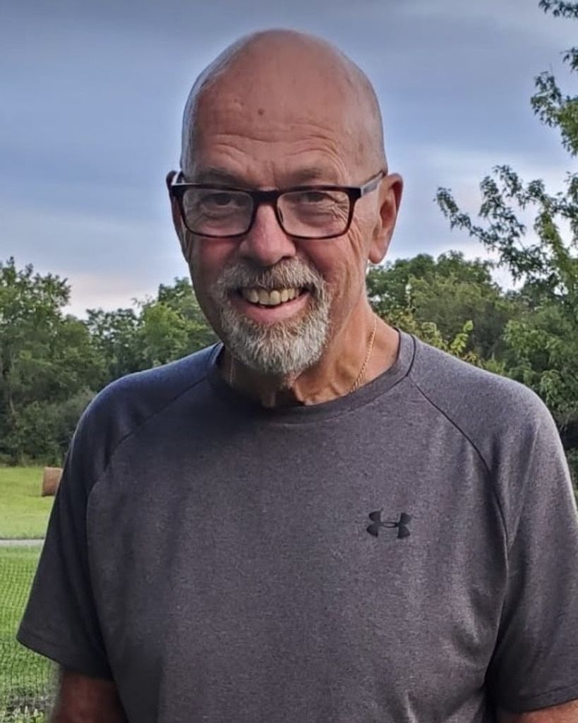 Daniel Miller Profile Photo